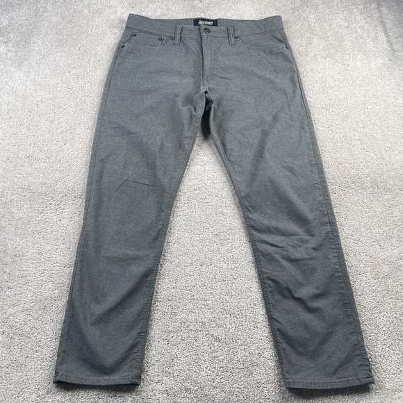 Revtown Tech Jeans Mens 34x30 Grey Sharp Straight Leg Stretch Mid Rise - Picture 1 of 13